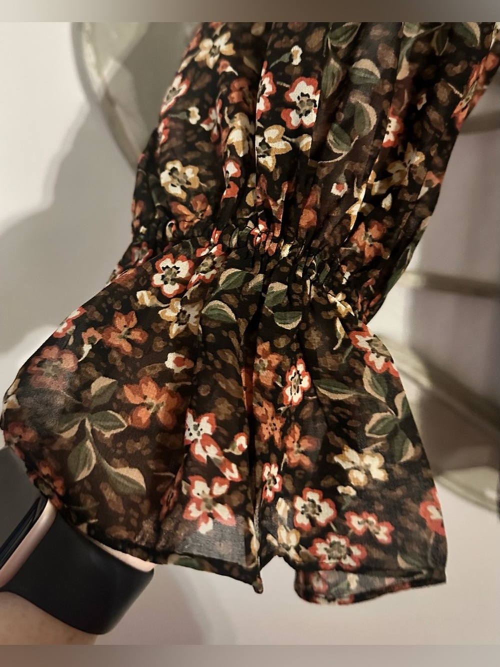 NWT Vici Black Floral Off-Shoulder Blouse Size Small - Picture 4 of 9